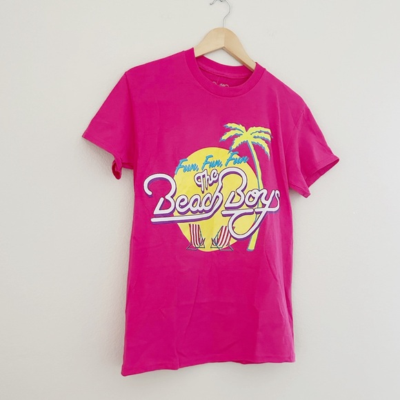 NEW The Beach Boys Graphic Tee - Picture 2 of 6